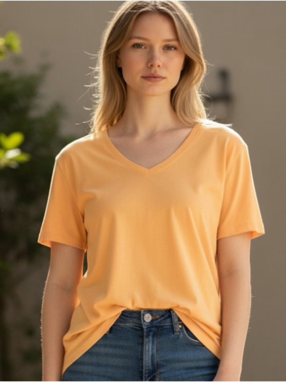 Isaac Mizrahi Peach V-Neck Short Sleeve Tee